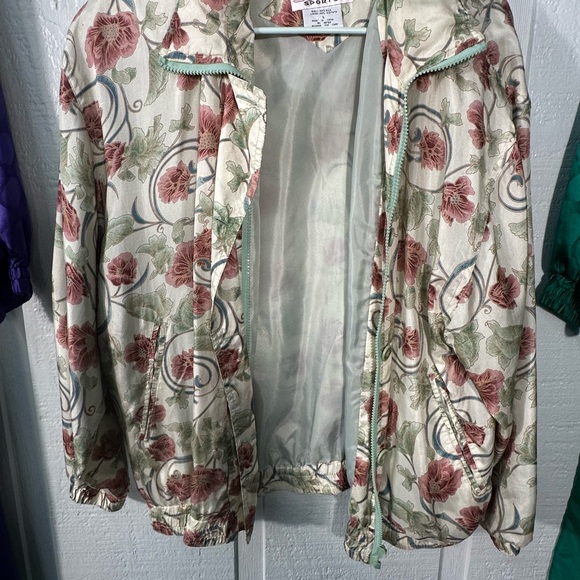 Stunt Sports Vintage Women’s Brown Red Floral  Silk Jacket Size Large EUC - Picture 2 of 7